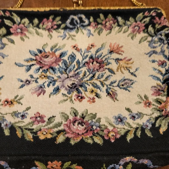 Vintage West Germany Embroidered Floral Purse With Gold Tone Chain Strap - Picture 3 of 9